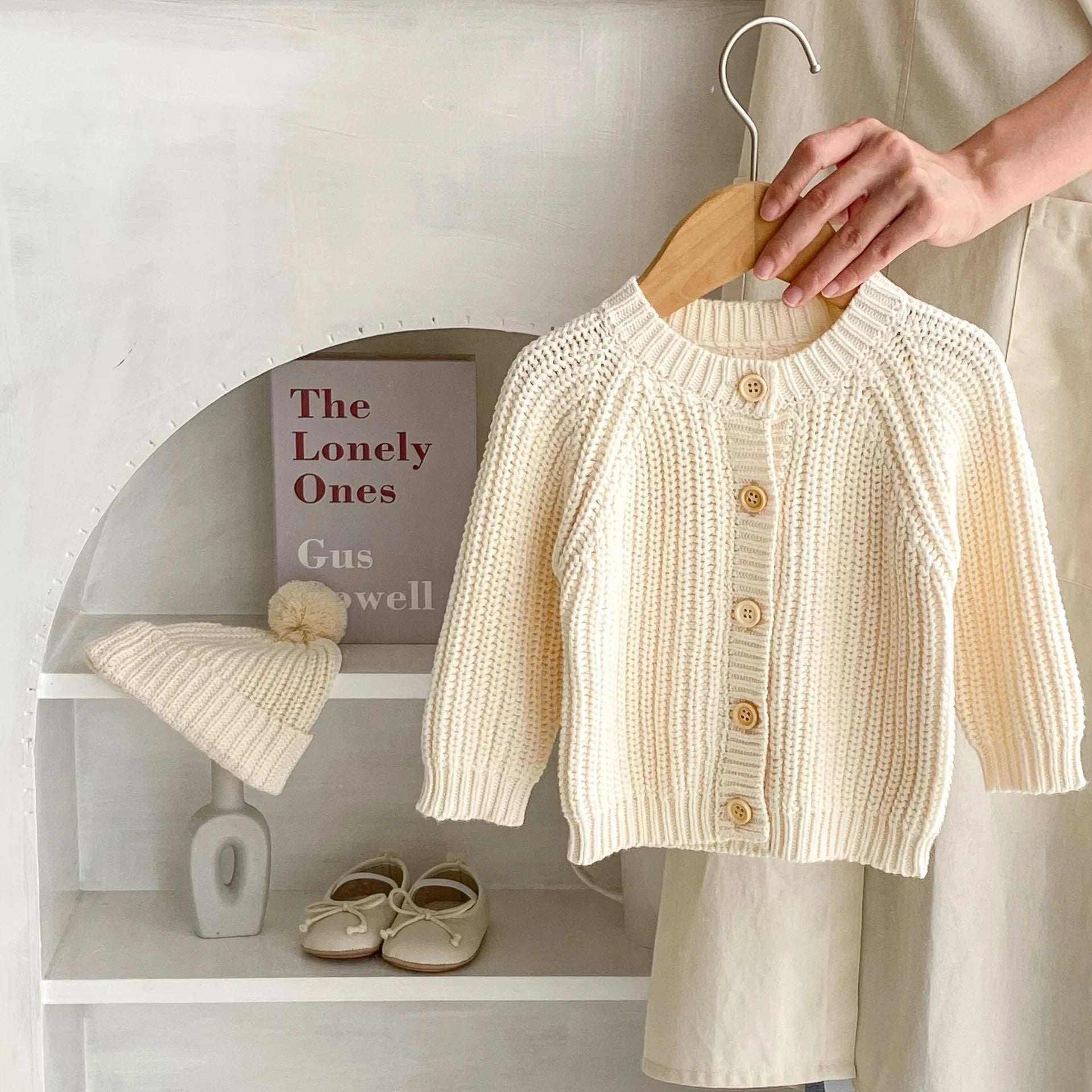 Baby Sweater Coat Autumn 2024 Solid Color Beige Knitted Girl's Sweater